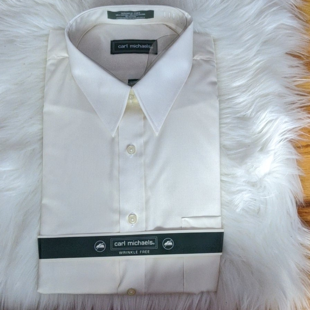NWT Carl Michaels Button Down- Wrinkle Free!